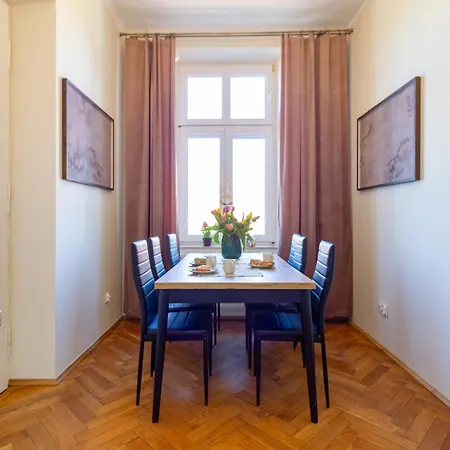 Spirit, 2-bedroom In The Old Town * Kraków